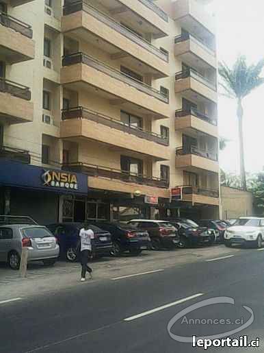 Location d'un bel appartement haut standing a cocody cannebiere 5 minutes du plateau