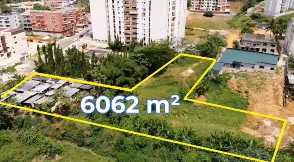 TERRAIN DE 6062 M² - COCODY ANGRE 7E TRANCHE