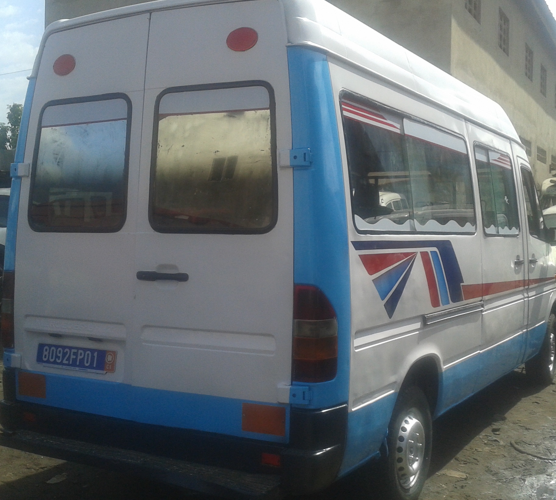 1_211974376.jpg