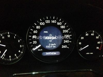 2_71047610.jpg