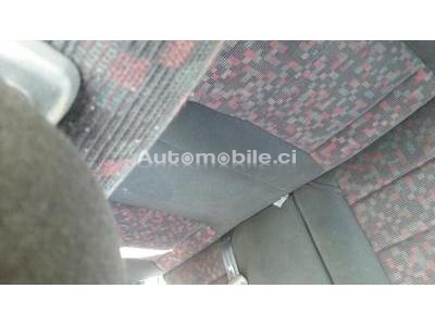 2_81287761.jpg