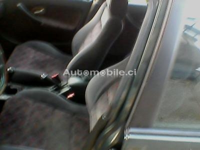 2_911010912.jpg