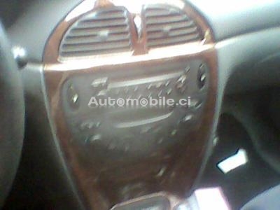 3_66318374.jpg