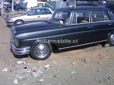 4_764902189.jpg