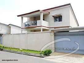 Beau duplex de 5 pièces aux rosiers