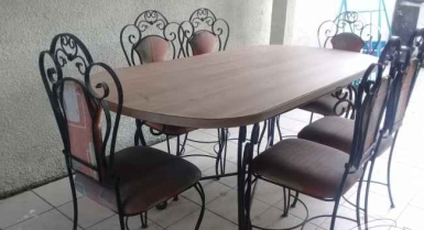 Belle table à manger 6 places en fer forgé
