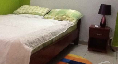 Joli studio avec petit salon meublé et equipé à la 7e tranche