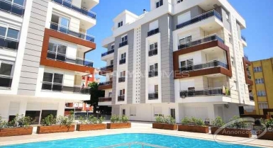 Duplex 5 pièces 350 m2 à la cité 7 abatta