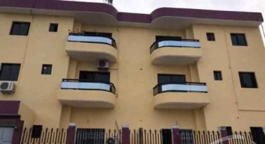 Un bel appartement de 3 pièces de haut standing à louer à riviera abatta