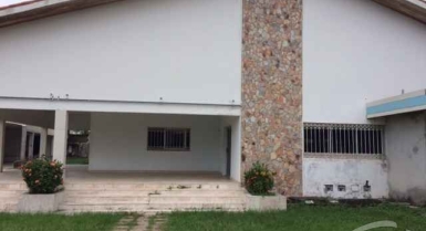 Mise en vente d'un complexe hÔtelier agboville  