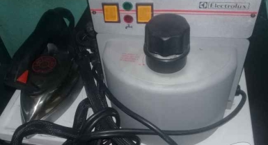 Fer a repasser professionnel  electrolux,  très durable et faible consommation d’électricité 