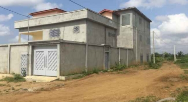 Villa triplex en vente