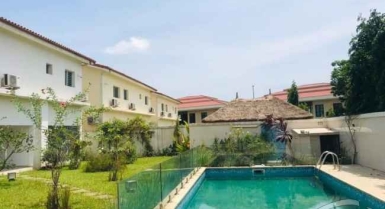 Villa duplex de 6 pièces à louer 