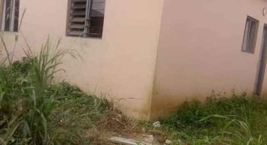 Villa de 03 pièces en vente à bingerville