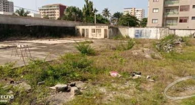 Vente terrain commercial 6000m2 clôturé