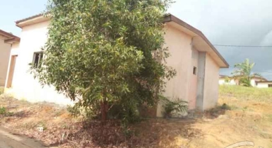 Vente villa basse 3 pièces dans une belle cité à bingerville