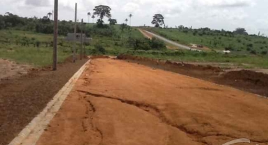 500 m2 á bingerville sur un viabilisé 