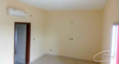 Appartement de 4 pièces à bonoumin