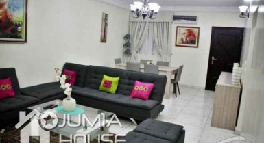 Résidence de 3 pièces meublée à louer à cocody angré