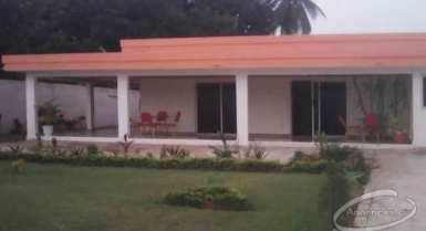 Villa meubles en location avec piscine yamoussoukro millionnaire