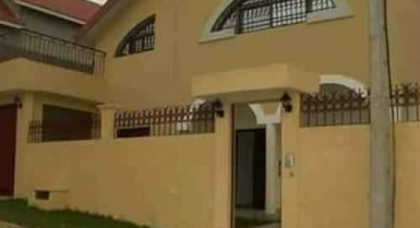 Beau duplex de 06 pièces aux arcades