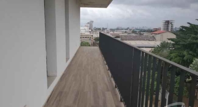 Vente appartement 4pièces sur 175m2 en zone4 rue canal