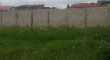 Terrain en vente a angre