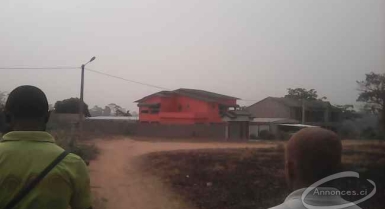 Terrain en vent a kami très bien place au quartier redidenciel