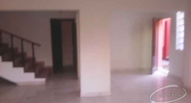 Appartement neuf 5 pièces à louer