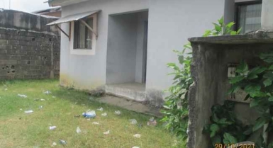 Vente villa 3pieces a la cite laurier 2 yopougon