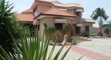 Villa 8 pièces à louer - riviera golf 4