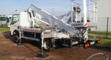 Location de nacelle simple au accroché sur  des  camions remorque