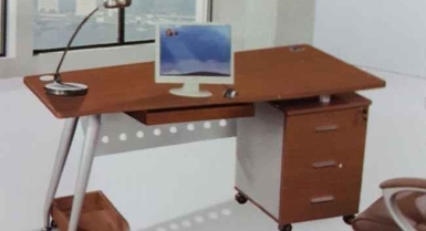 Mobilier de bureau (table de bureau)