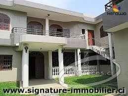 Duplex 11 pièces sur 3700 m2