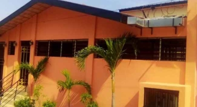 Ville basse à louer dans une cité à cocody faya vers jules verne