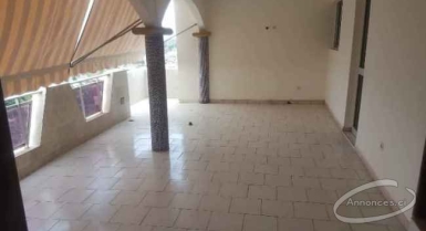 Villa à louer à yopougon