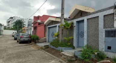 Villa 4 pièces à louer cocody faya cité atci