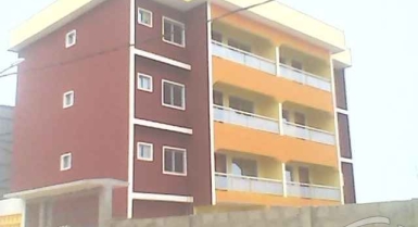 Appartement 03 pieces a louer a bassam