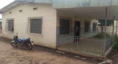 Villa duplex de 04 pièces 