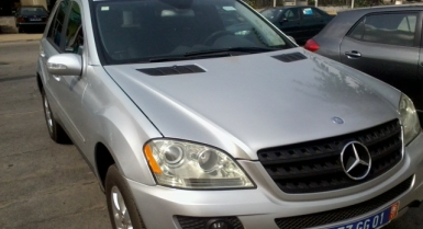 2_147737206.jpg