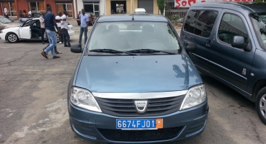 2_163403392.jpg