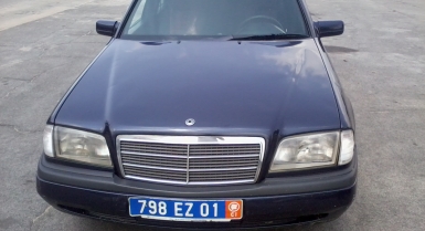 2_163763221.jpg