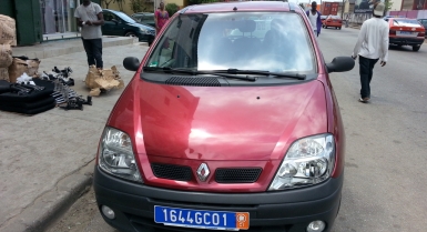2_24255978.jpg