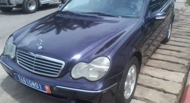 2_266175864.jpg