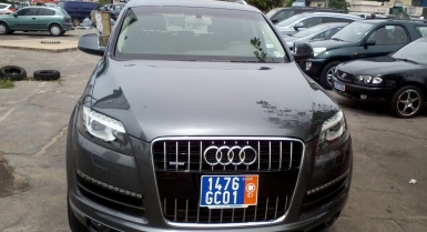 2_32412491.jpg