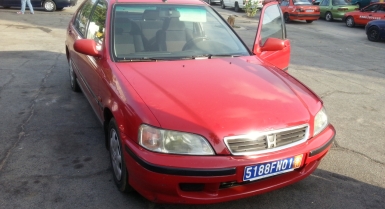 2_389811181.jpg