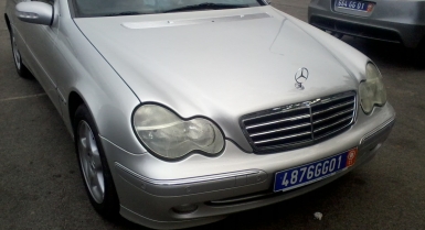 2_61378708.jpg
