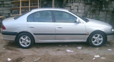 2_696340219.jpg
