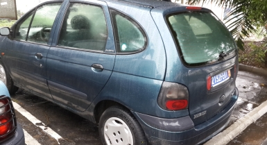 2_701121943.jpg