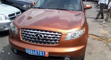 2_745062368.jpg